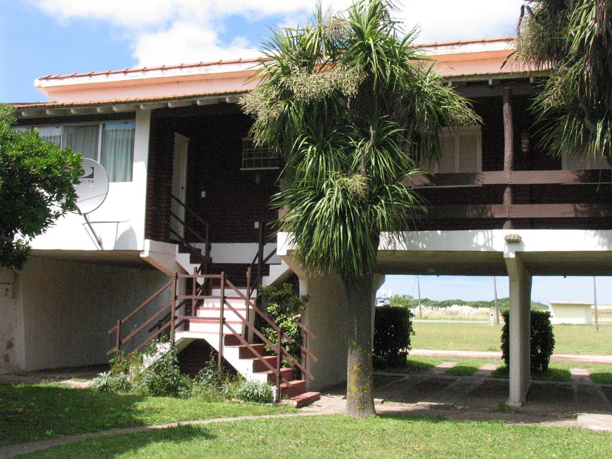 Motel Copacabana - Promo en Carpa en el Balneario Las Brusquitas Miramar  Exterior foto